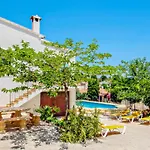 Laura-28A - Traditionally Furnished Detached Villa With Peaceful Surroundings In Calpe