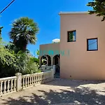 MOSCATEL Apartamento en Chalet con piscina compartida