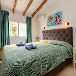 Holiday Home Villa Avalon