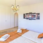 Villa Cometa - Plusholidays