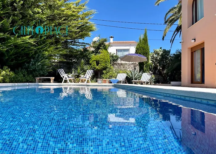 MOSCATEL Apartamento en Chalet con piscina compartida