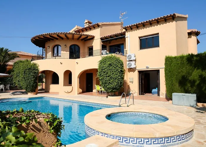 Villa Corina