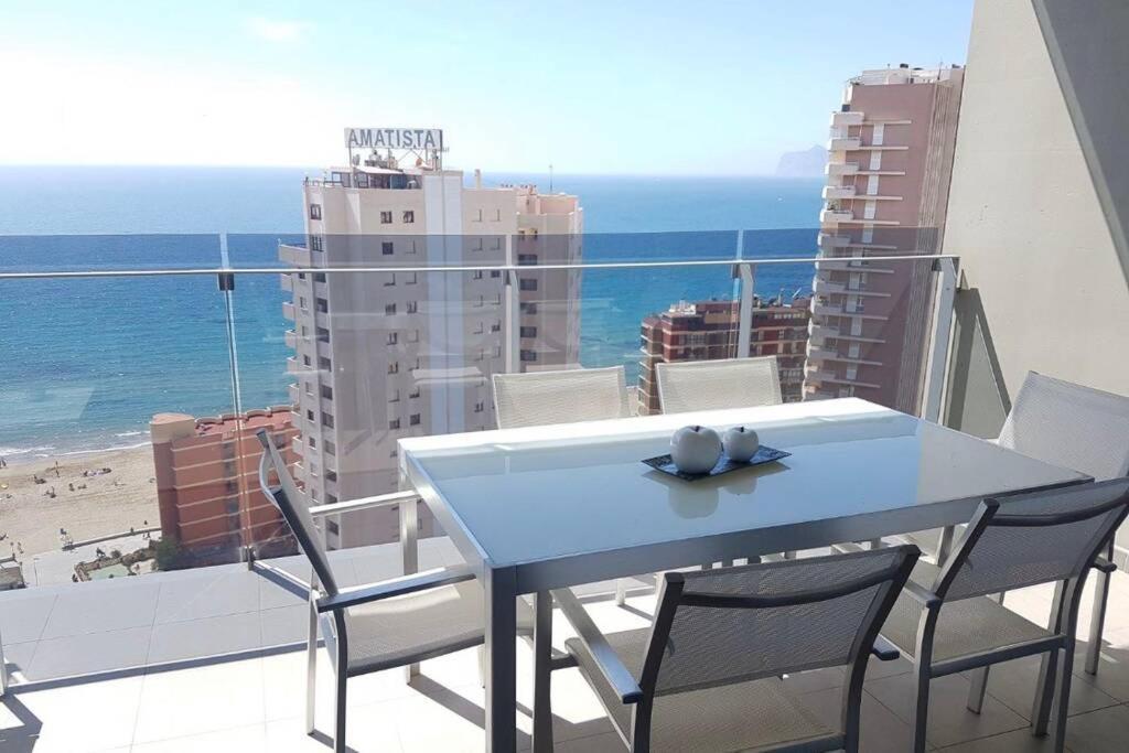 Mirador 18 By Vivirel Calpe
