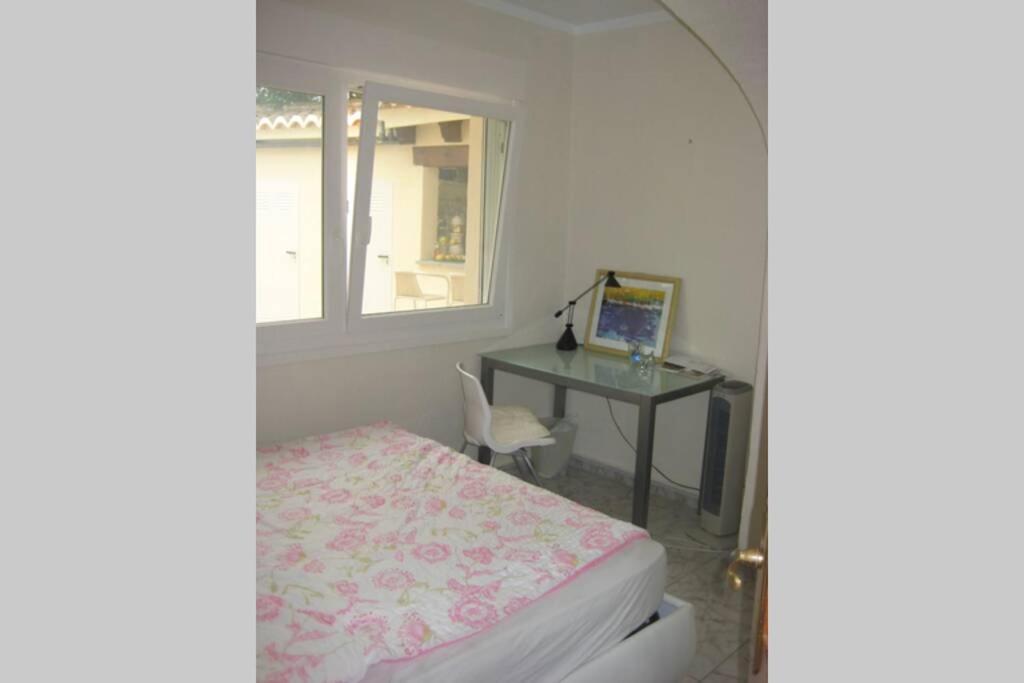 Casa Sobre El Mar, A Beautiful Oasis 1000m From Beach Apartment