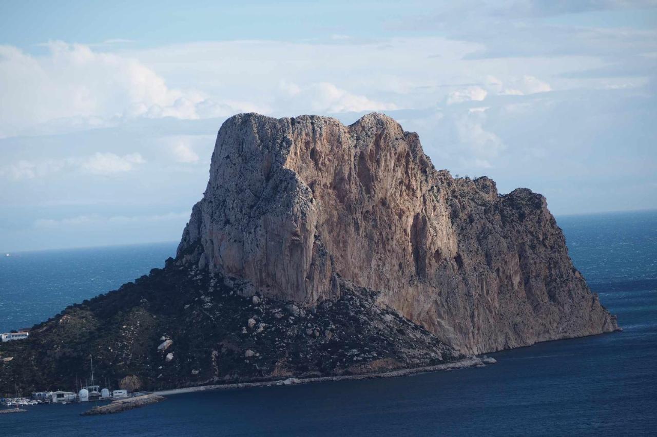 Primera Línea Playa Apto Piscina Parking Vistas Mar Gran Terraza Wifi Apartamento Calpe