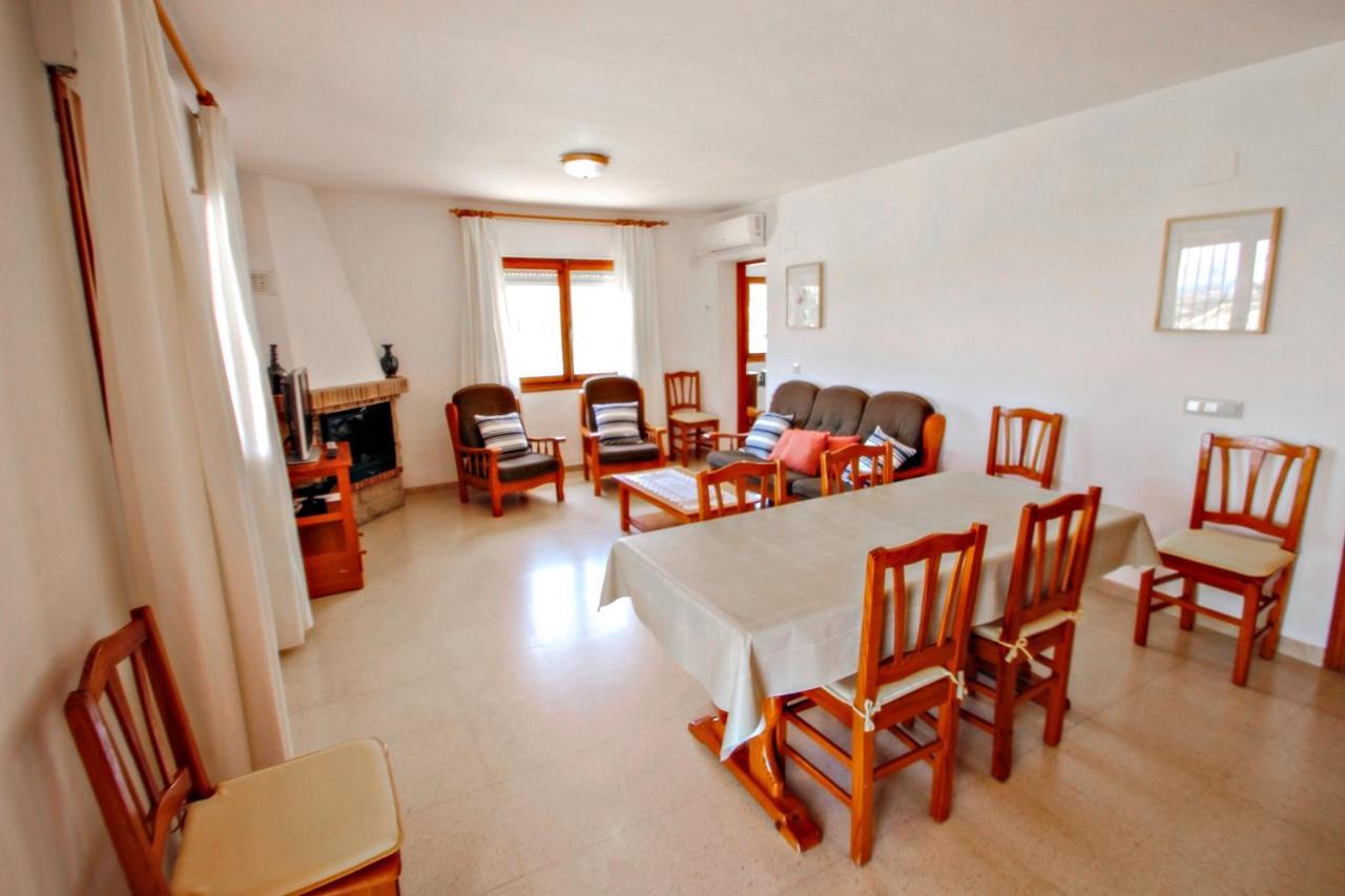Laura-28a - Traditionally Furnished Detached With Peaceful Surroundings In Villa *
