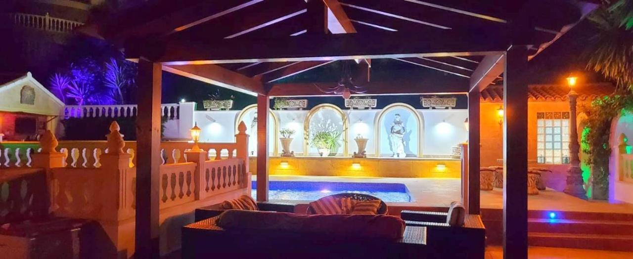 Med Panoramautsikt Med Privat Pool I Calpe, Costa Blanca, Spanien *
