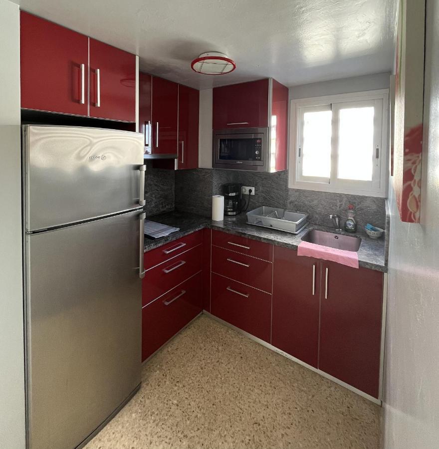 Frente Al Mar En Con Parking 4 Personas Apartamento