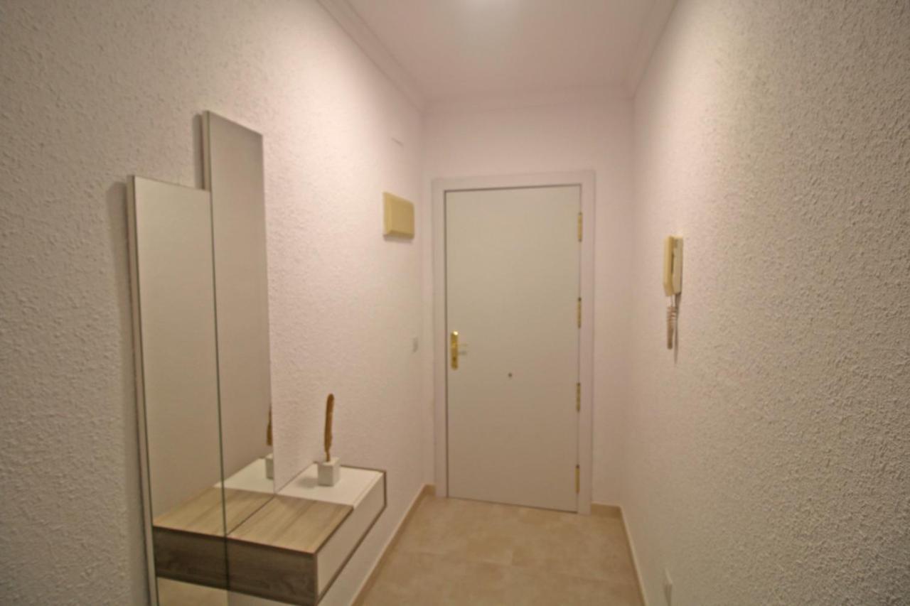 Cristina Iv - Costa Apartment *