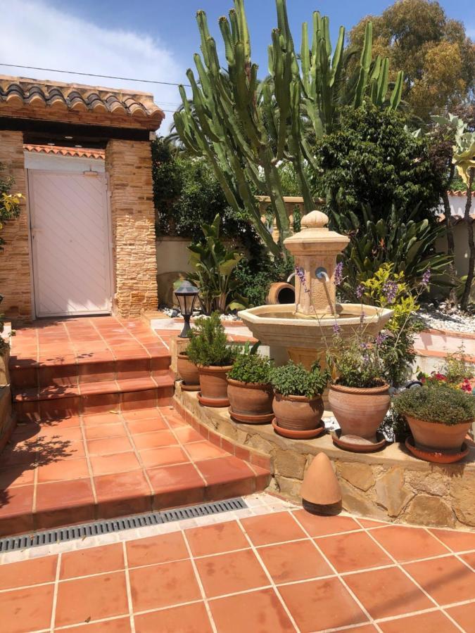 Casa Sobre El Mar, A Beautiful Oasis 1000m From Beach * Calpe