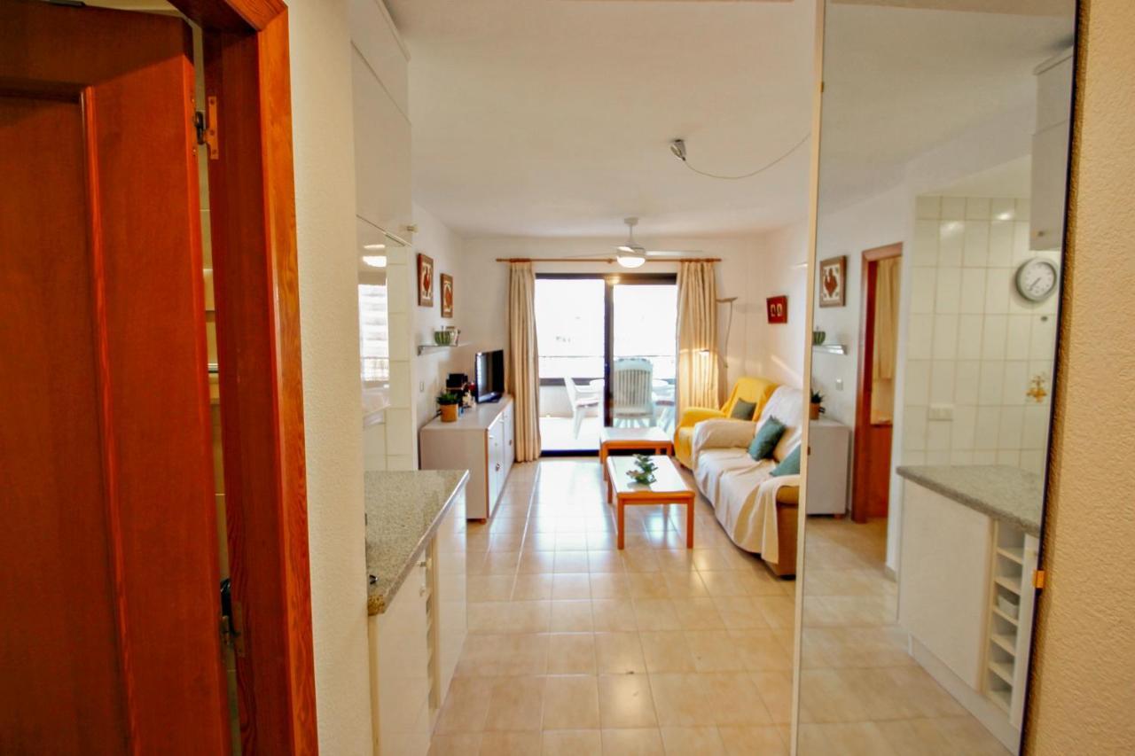 Marta - Stunning Sea View In Apartamento