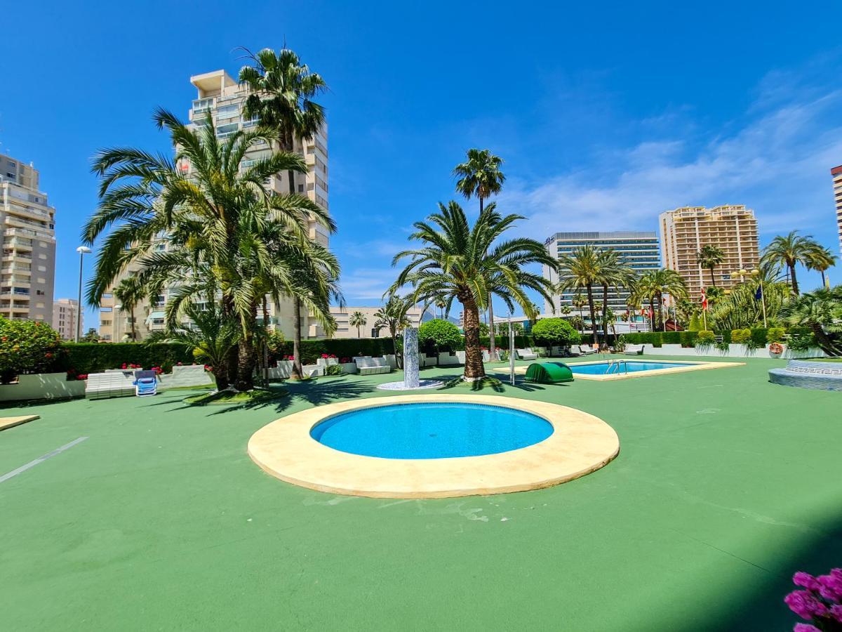 A017- En Primera Línea De La Playa Levante La Fosa Con Garaje Calpe