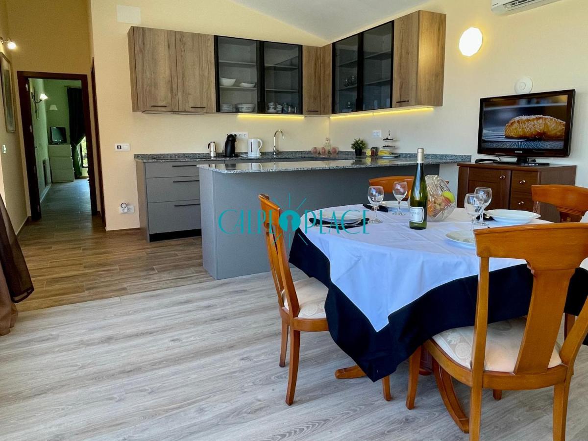 Moscatel Apartamento En Chalet Con Piscina Compartida Apartamento Calpe