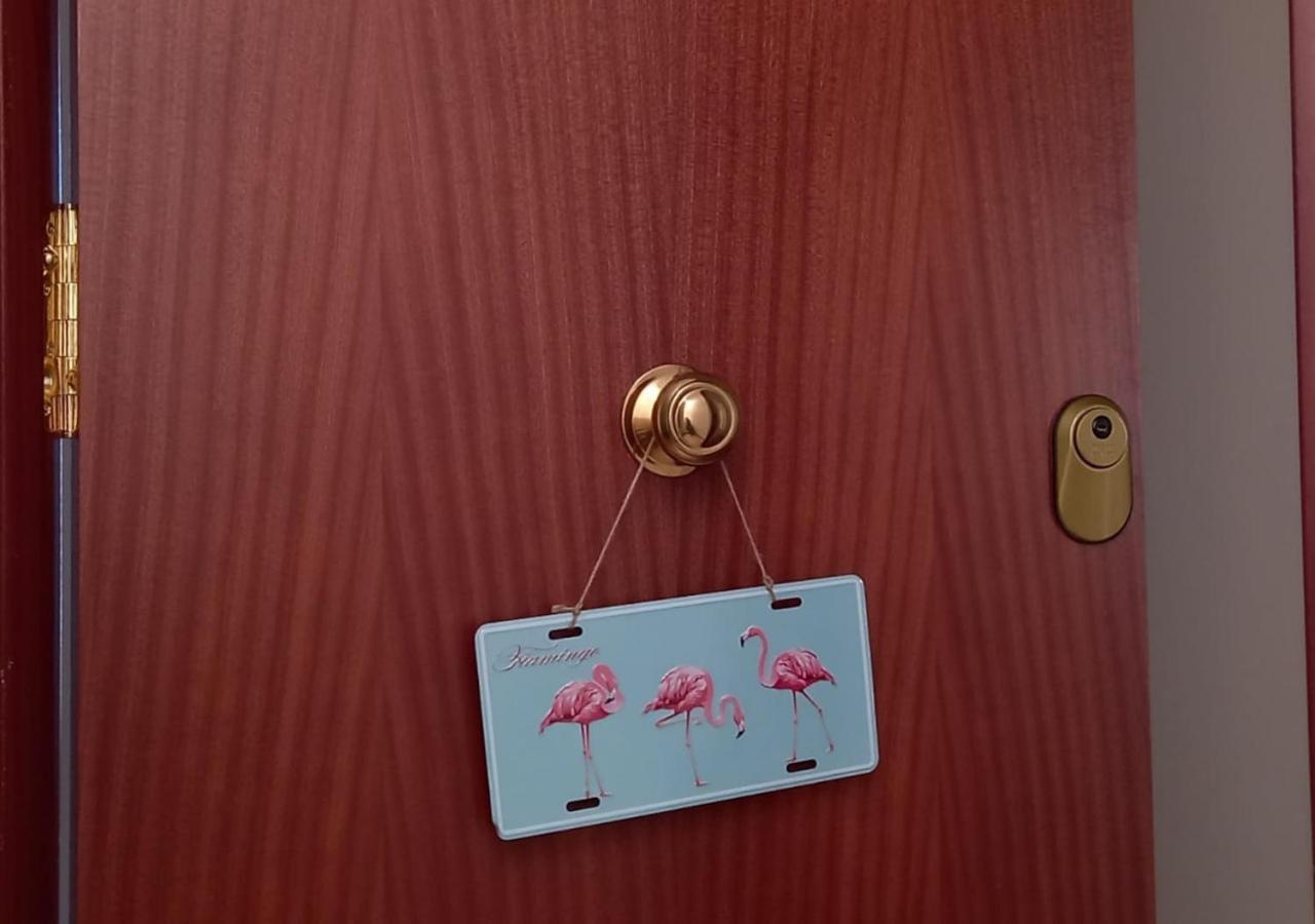 Flamingo Seaviews Apartment *