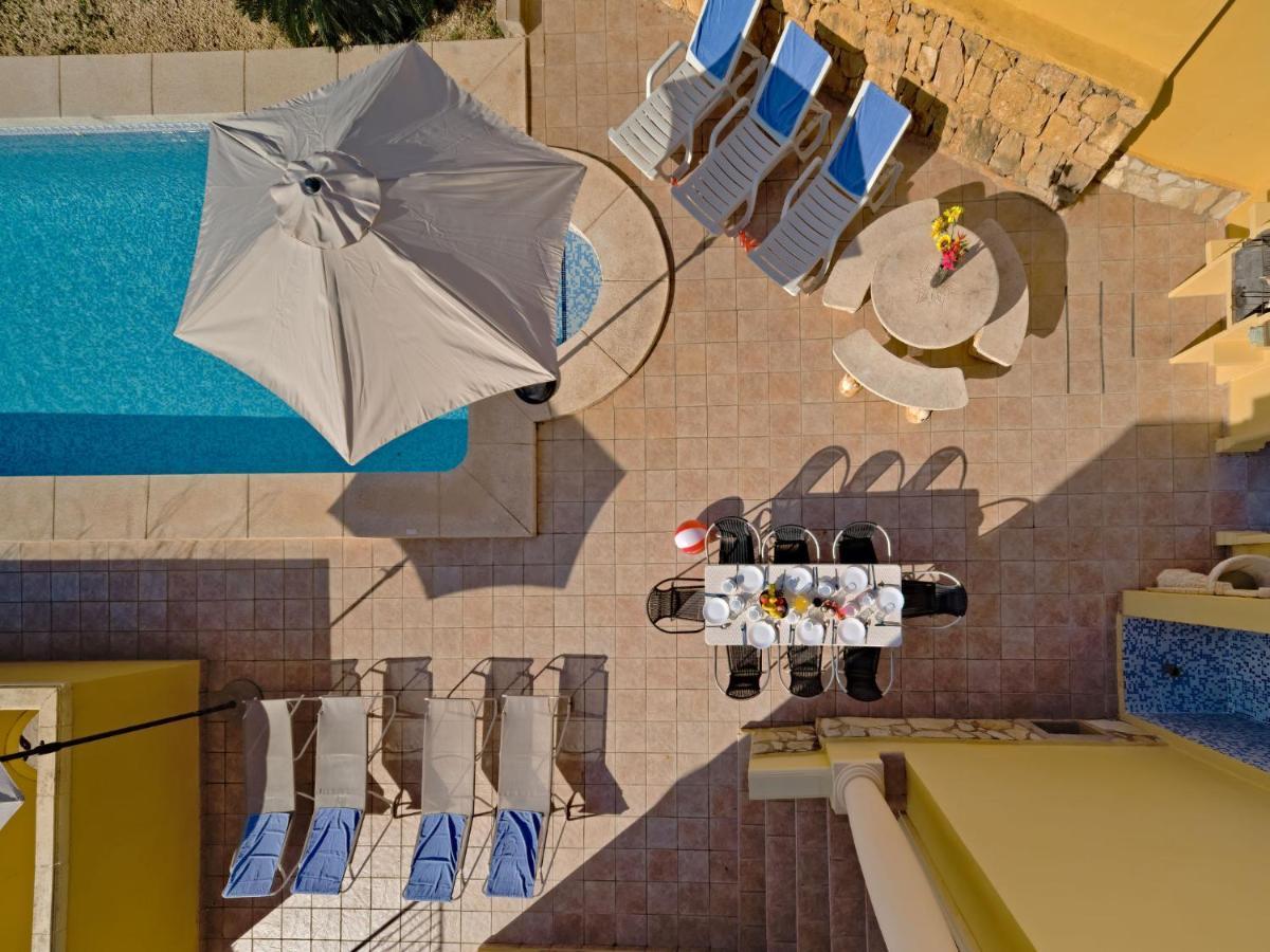 El Descanso Villa *