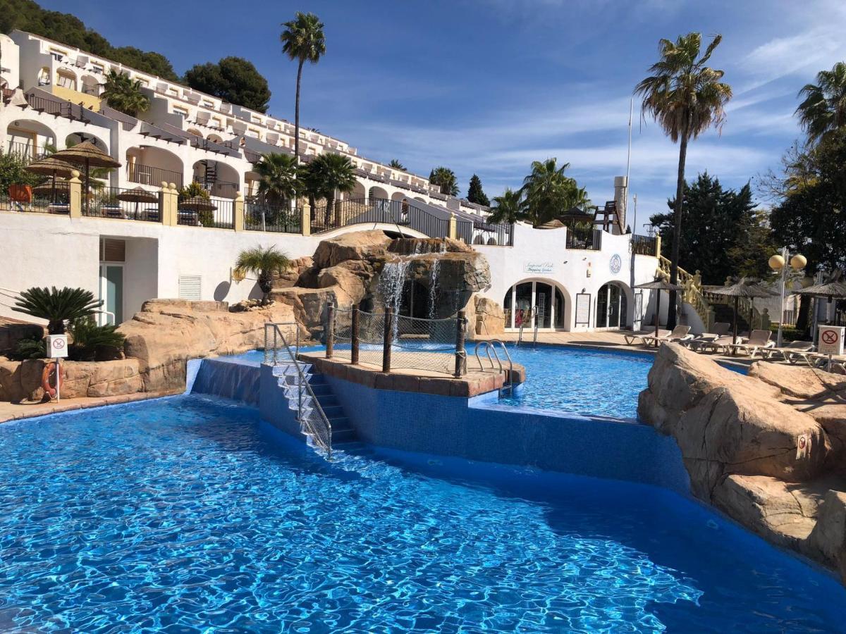 Pool Paradise Apartment *