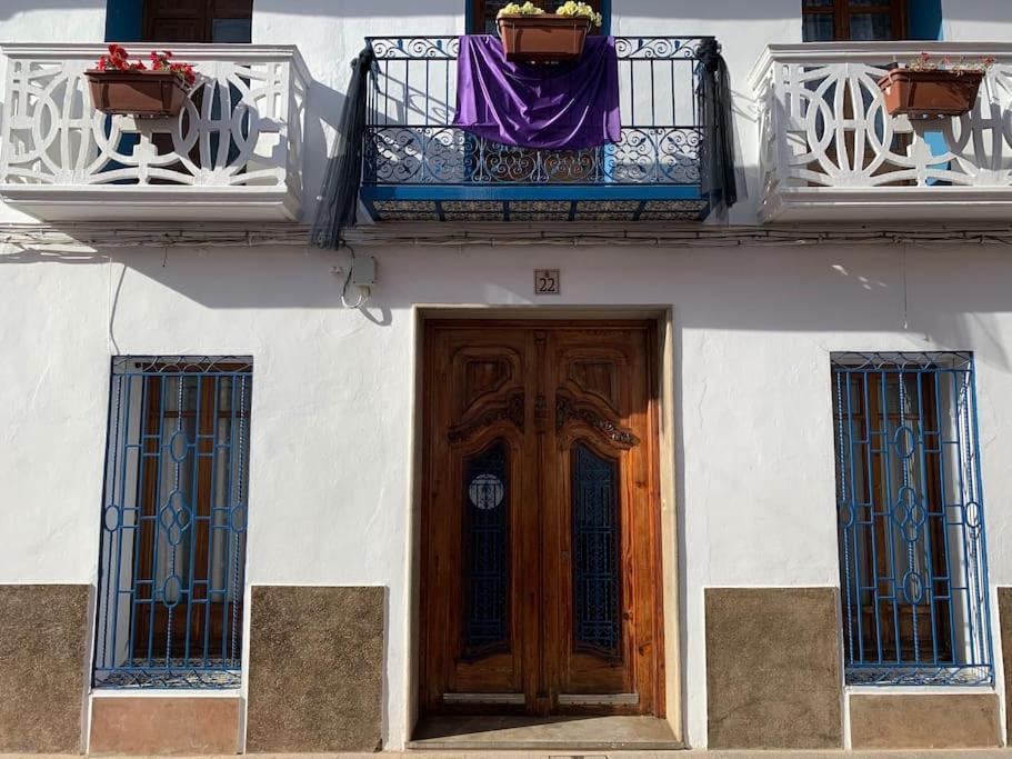 Сasa de vacaciones Ca Corrales: En La Playa, Pero En El Pueblo