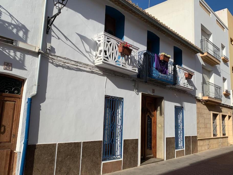 Сasa de vacaciones Ca Corrales: En La Playa, Pero En El Pueblo Calpe