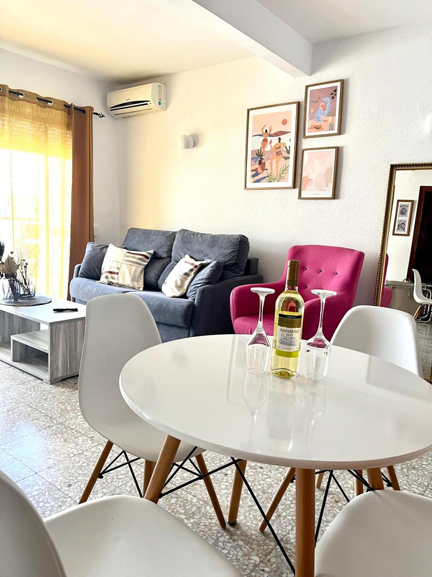 Apartment Natalie Sun 100m To The Center *