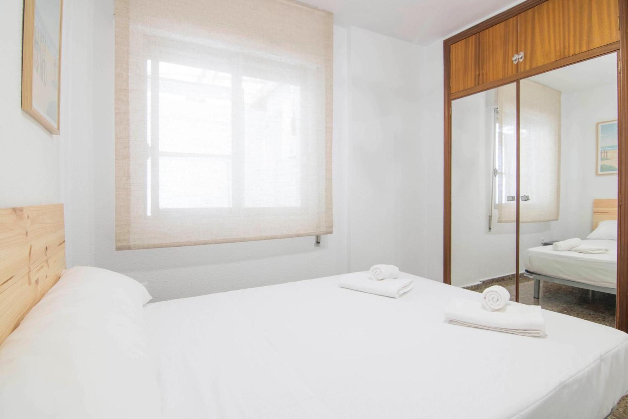 Apartment A 300m Playa Arenal - *