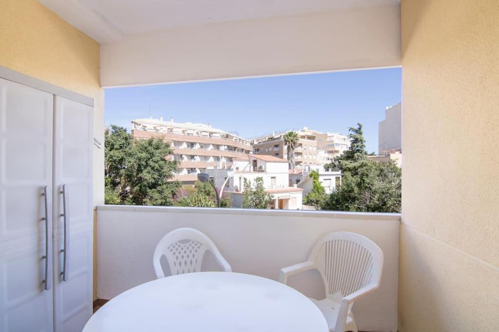 Apartamento Piso Con Piscina A 300m De Playa Arenal - 0312