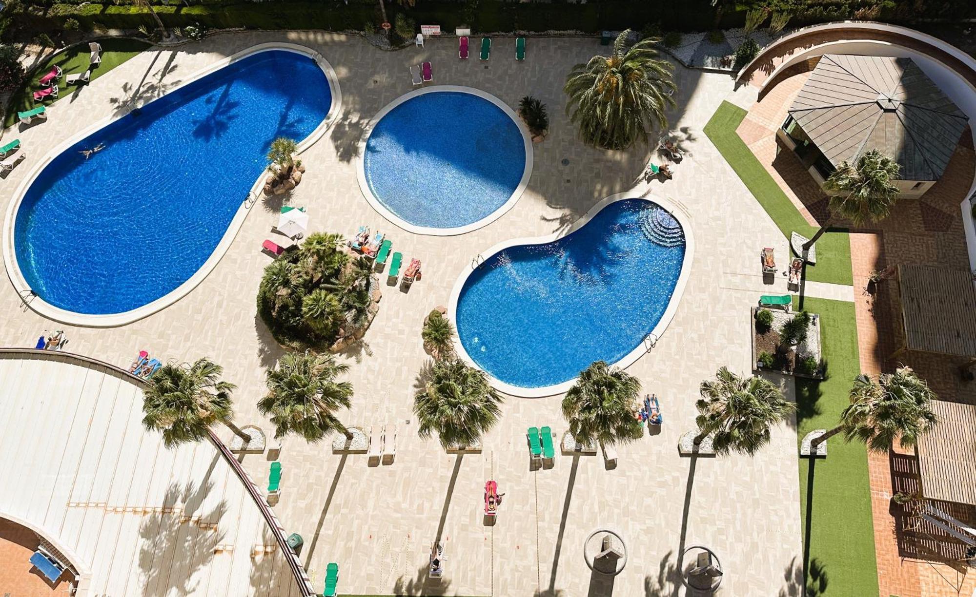 Apartamento With Pool & Gym