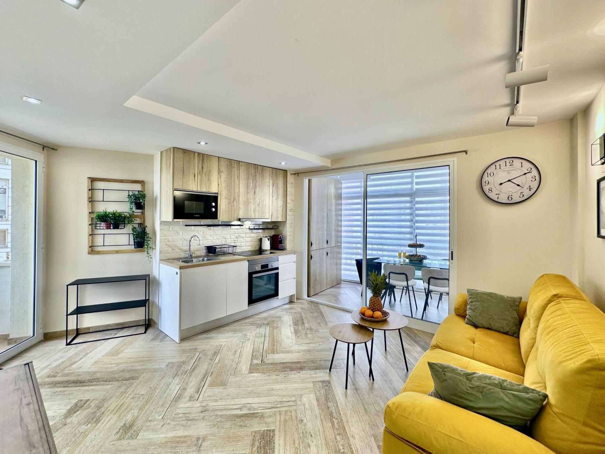 Clubrent - Magnificent Apartment, Bermudas Building