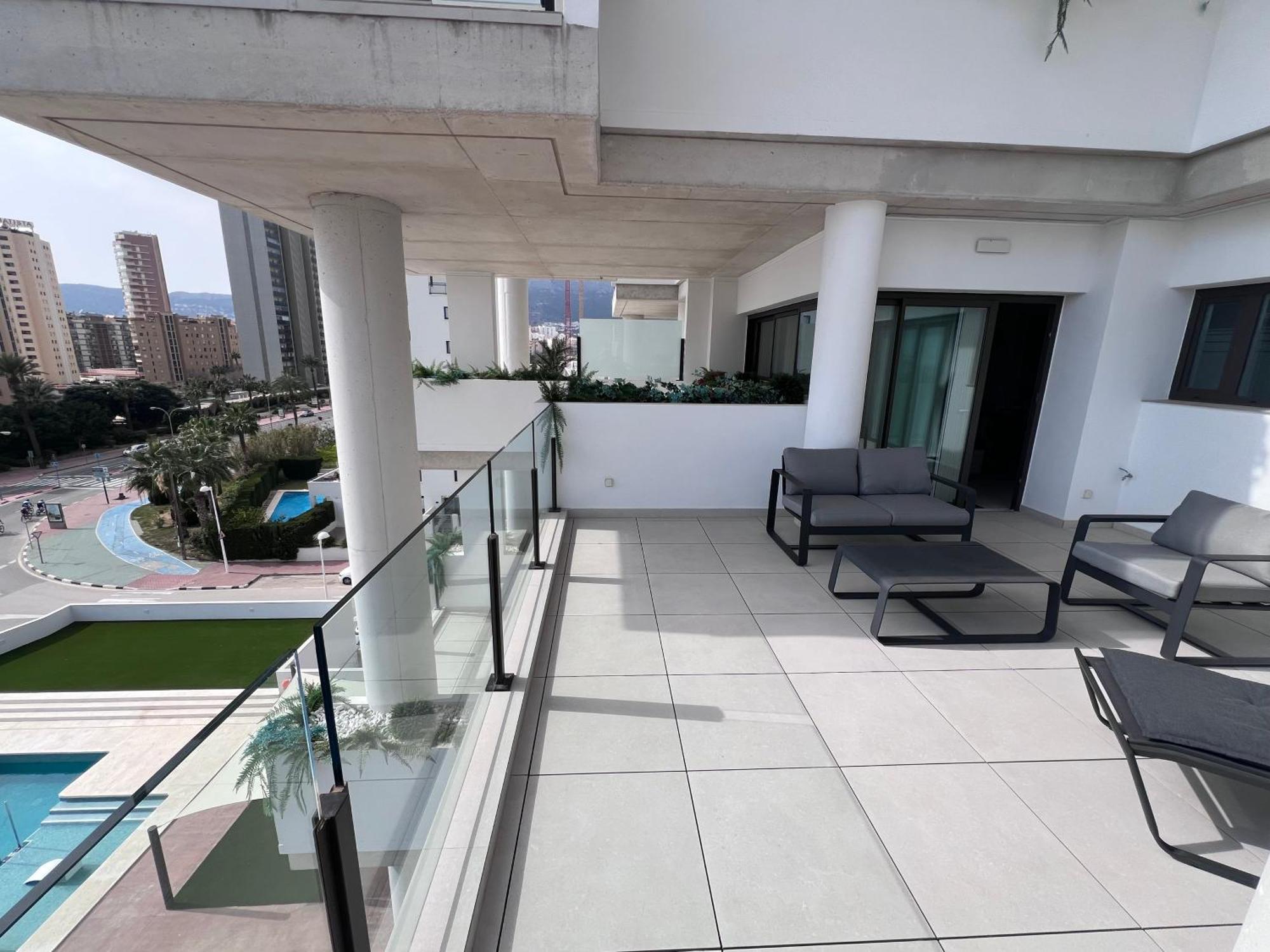 Silver Tower 5b *