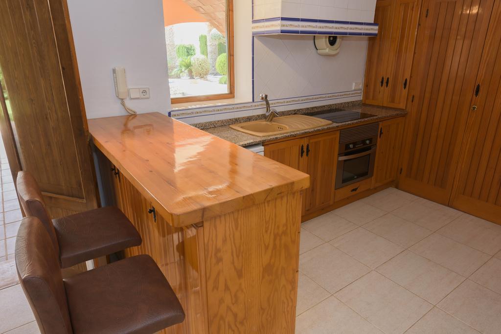 Les Bassetes Villa *