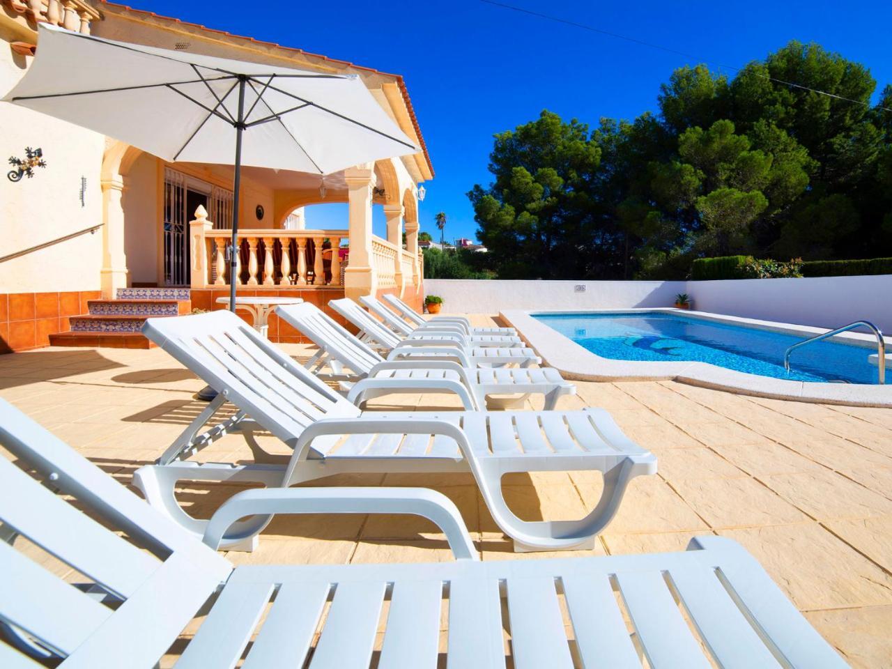 Vallesa Villa *
