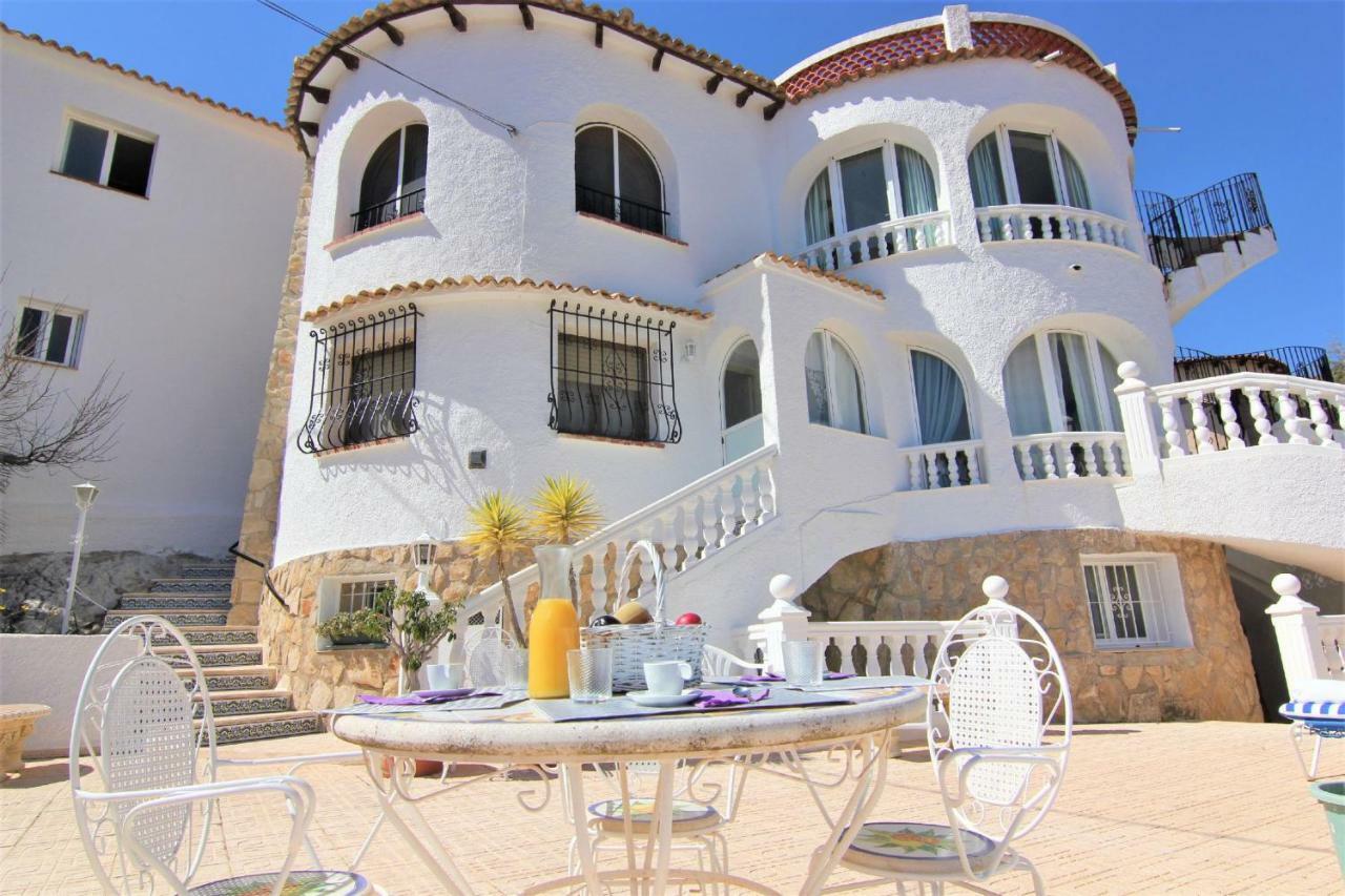 Villa Villaguila *