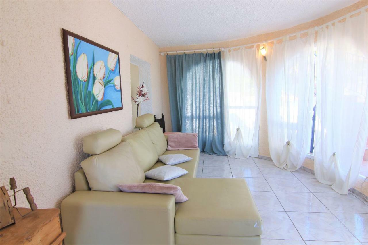 Villaguila Villa