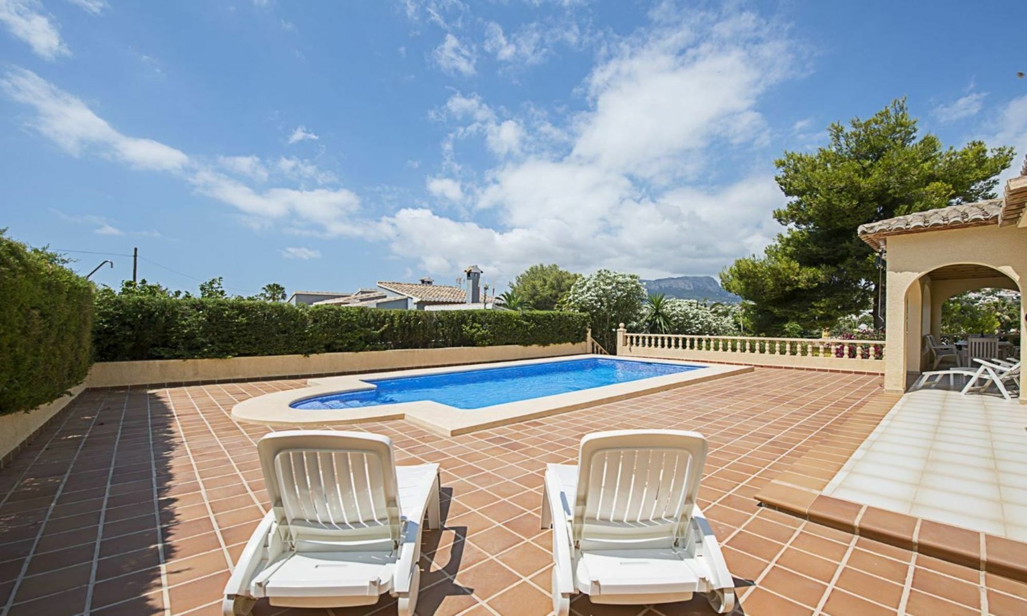 Villa In - 104849