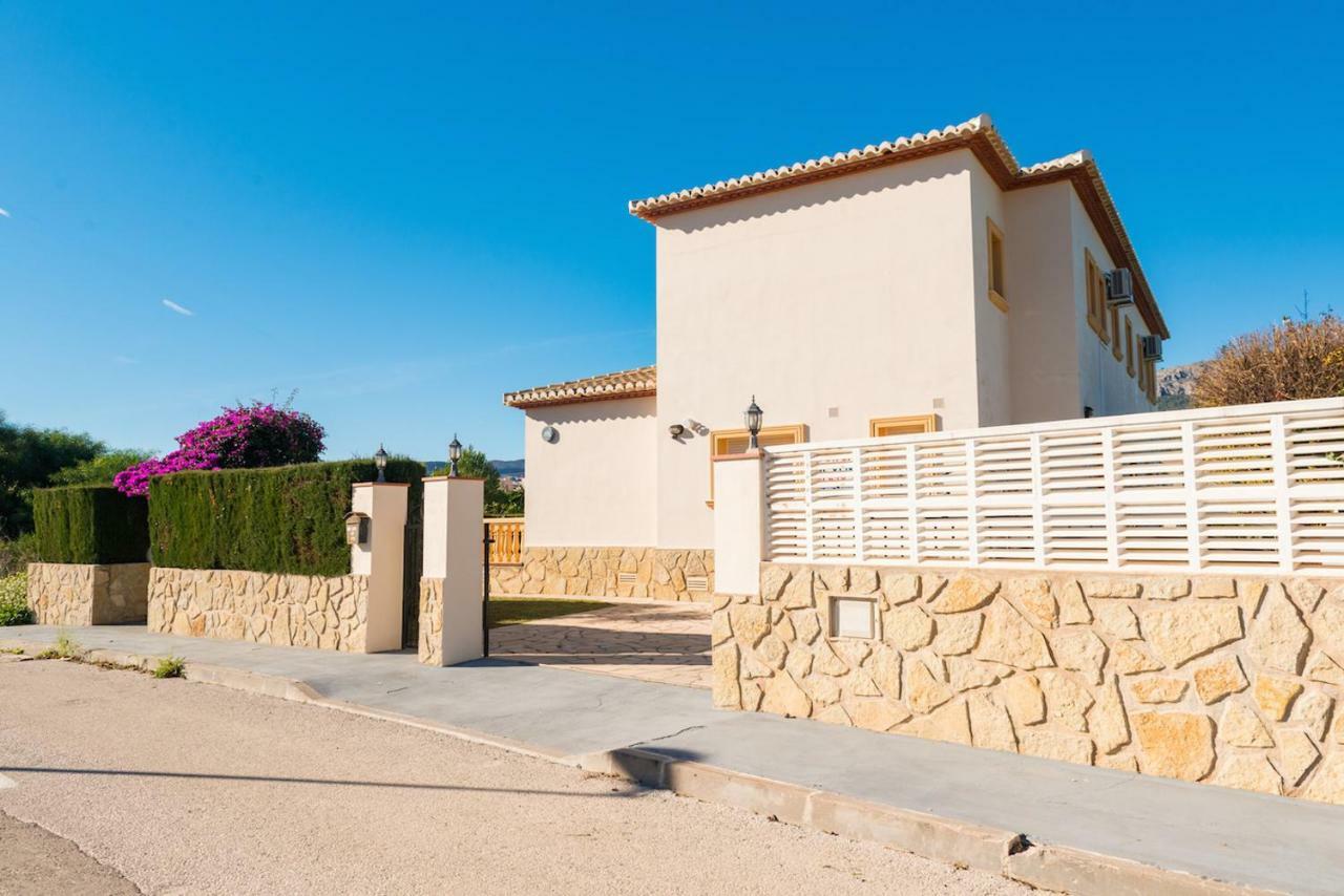 Roig Villa
