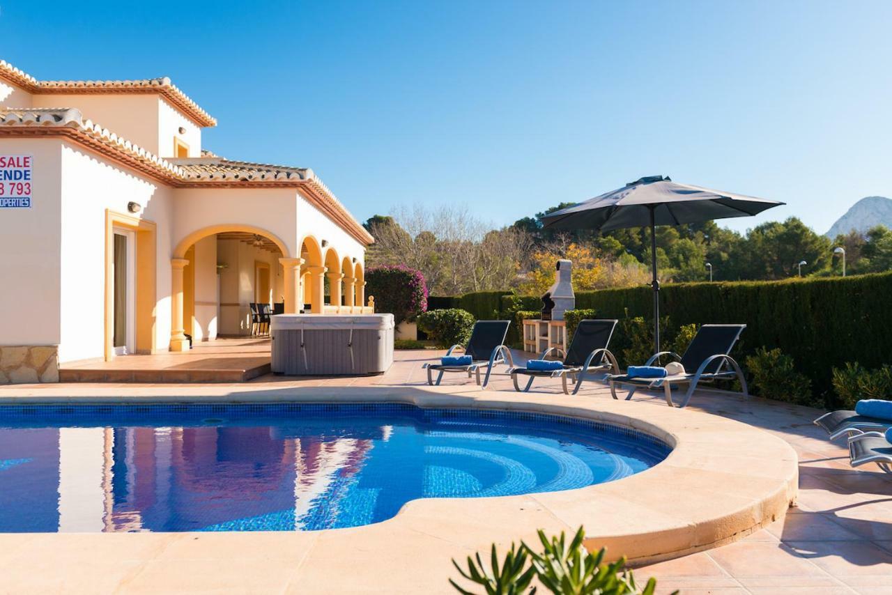 Roig Villa