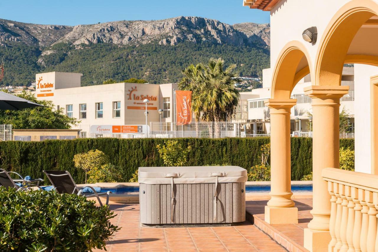 Roig Villa
