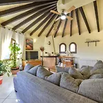 Villa Borneo - Plusholidays