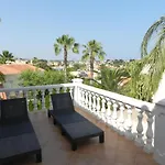 Villa Fig Tree Para 8 Personas
