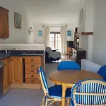 Gemuetliches Altstadthaus Am Kirchplatz In Calpe