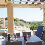 Disfruta del relax en villa independiente con gran piscina privada de 11mx5