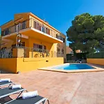 Villa Cari - Plusholidays