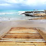 Hernando Sea Front Apartment