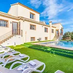 Villa Ricardo