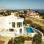 Modern Luxury Villa Paradise