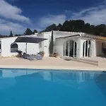 Cheerful 2-Bedroom Villa With Private Pool