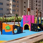Apartamento De 3 Dormitorios Piscina Y Parking