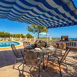 Villa Moggalatto By Villa Plus