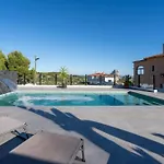 Villa La Deseada