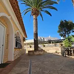 Villa Las Adelfas