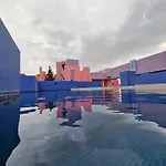 La Muralla Roja